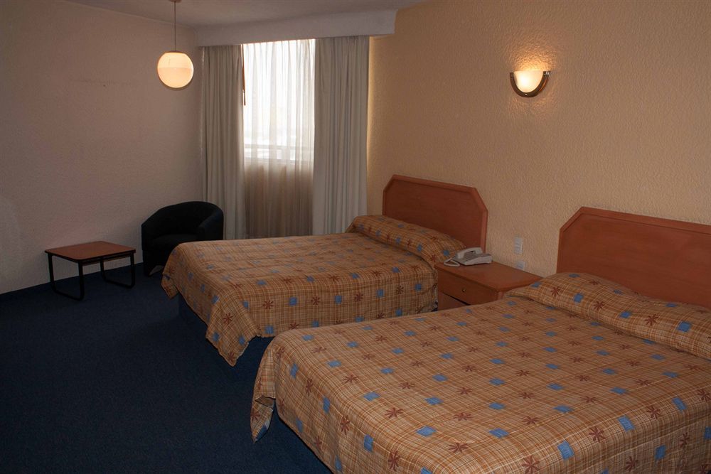 Hotel Valle De Mexico Toreo Екстер'єр фото